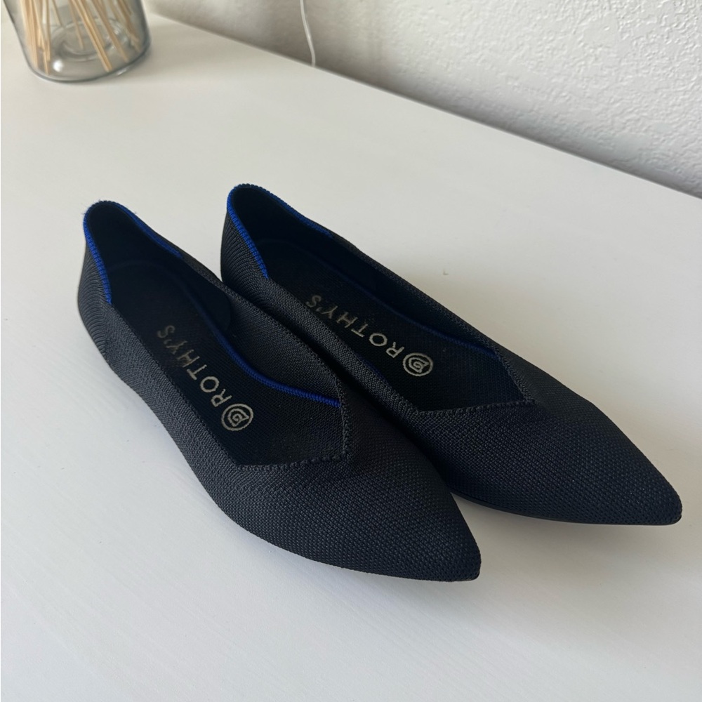Rothy's Women's Black and Blue Flats